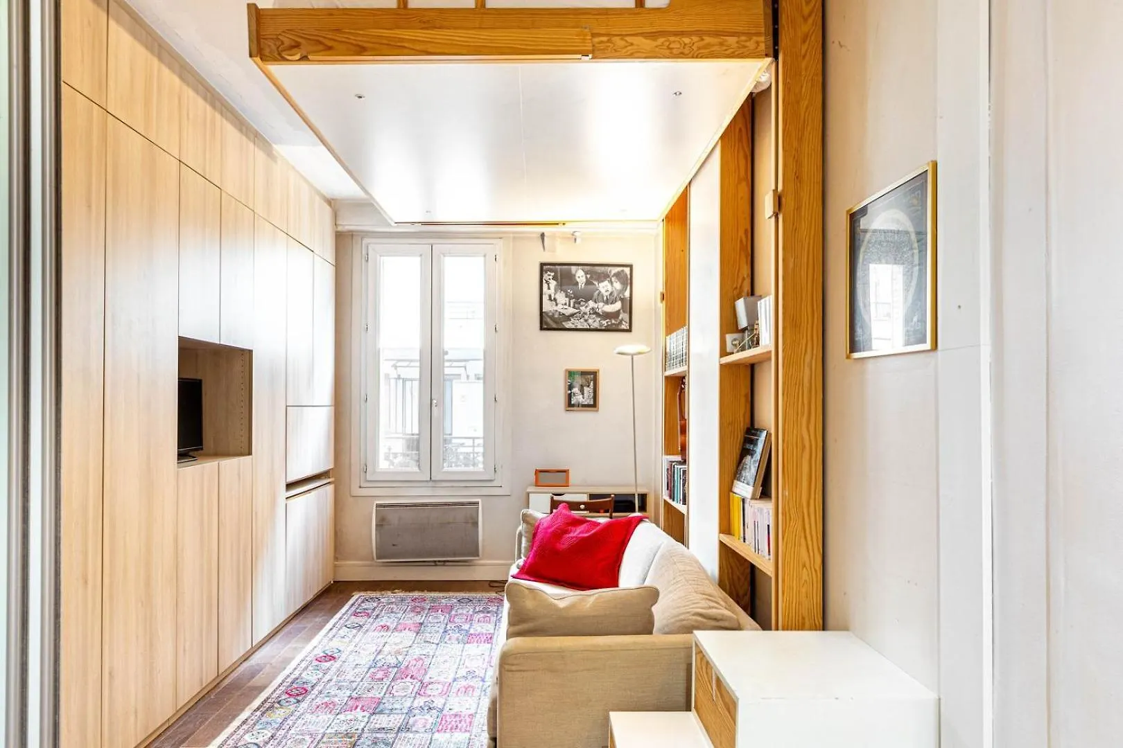 Апартаменты Guestready - Parisian Retreat With A Courtyard Париж